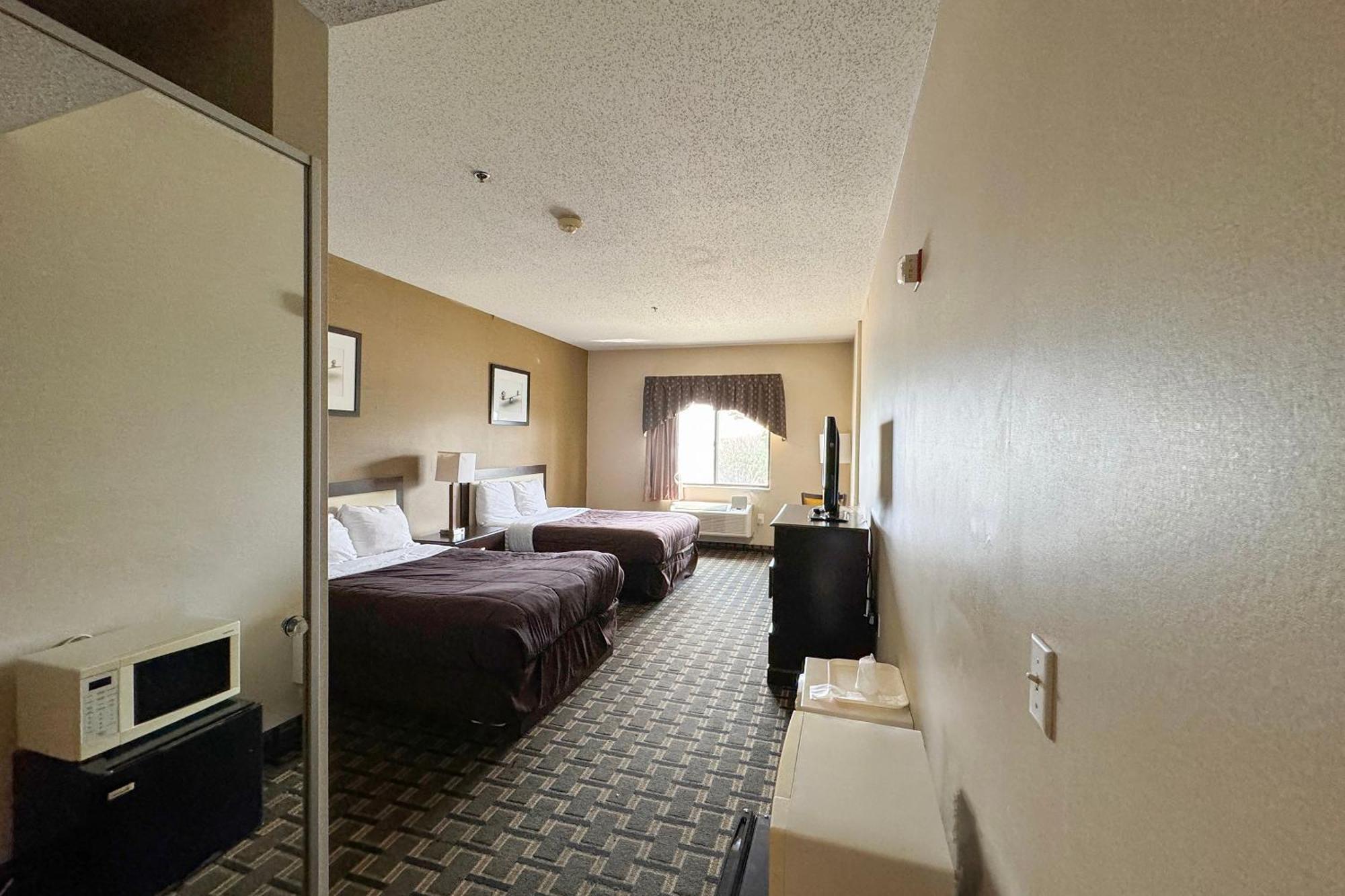 Fairbridge Inn & Suites Batavia-Darien Amusement Park Exteriör bild