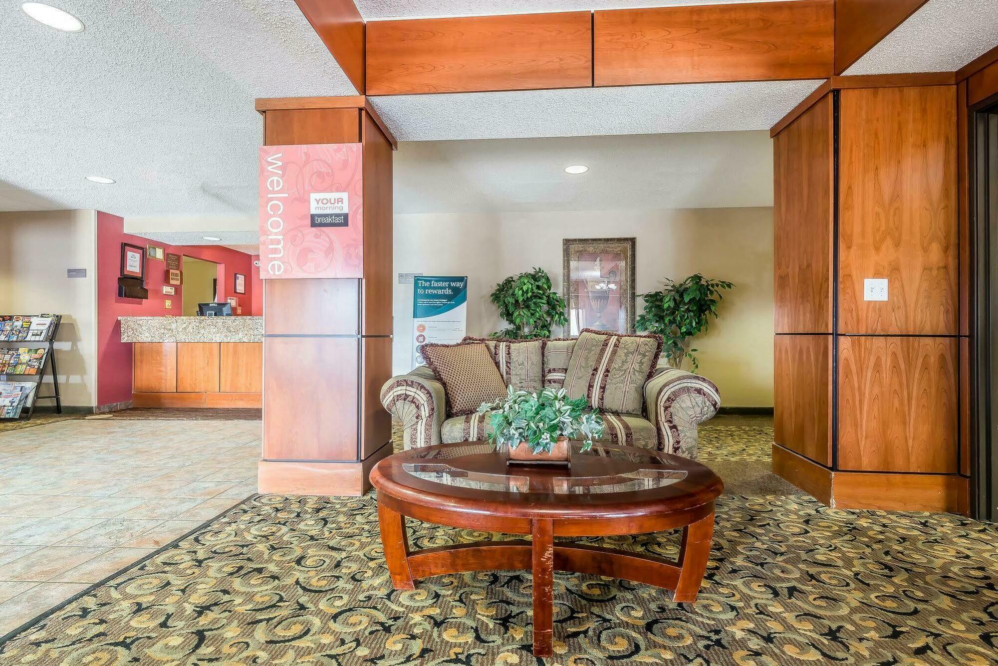 Fairbridge Inn & Suites Batavia-Darien Amusement Park Exteriör bild